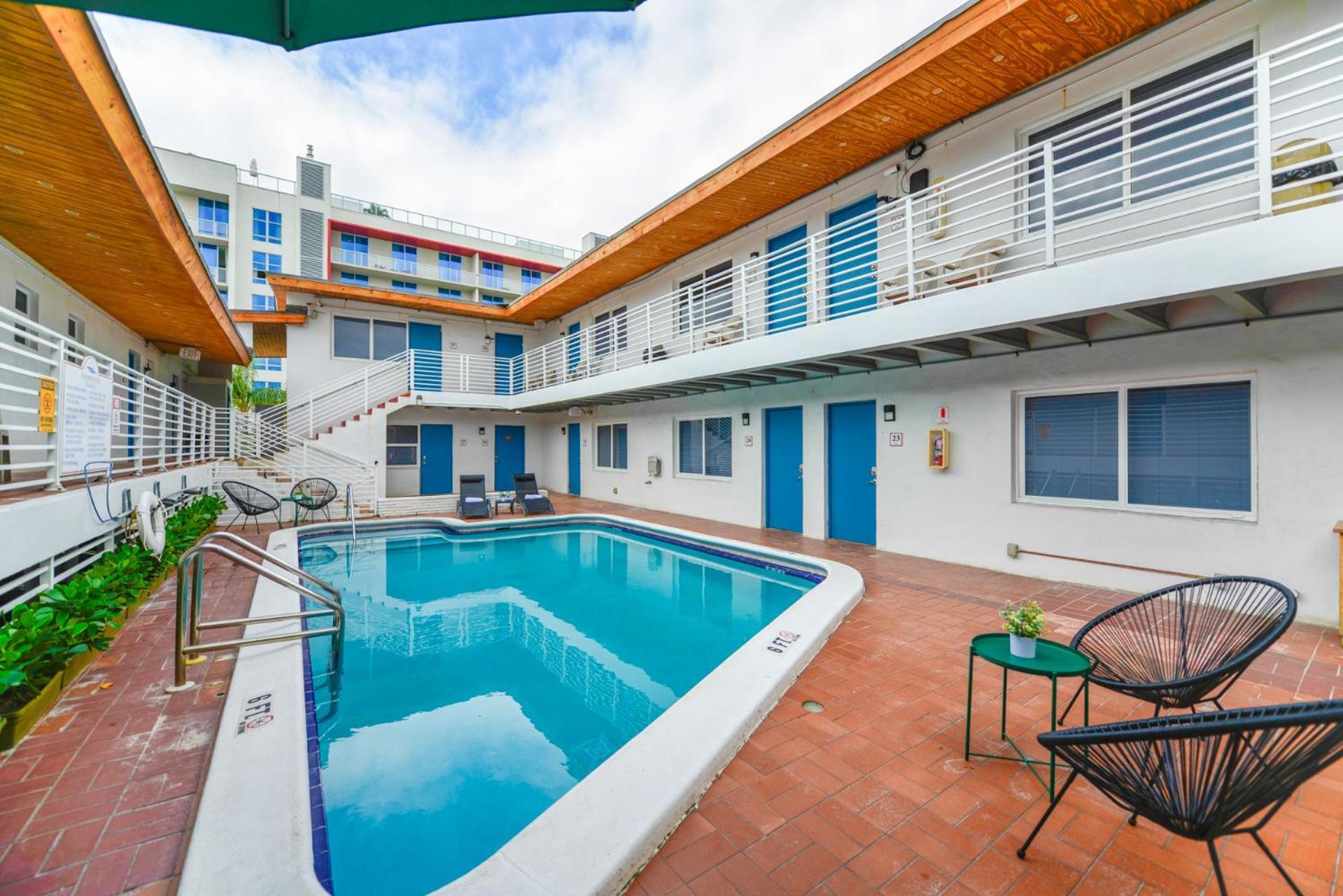 דירות הוליווד Outstanding Oceanfront Unit With Parking&Pool - M36 מראה חיצוני תמונה
